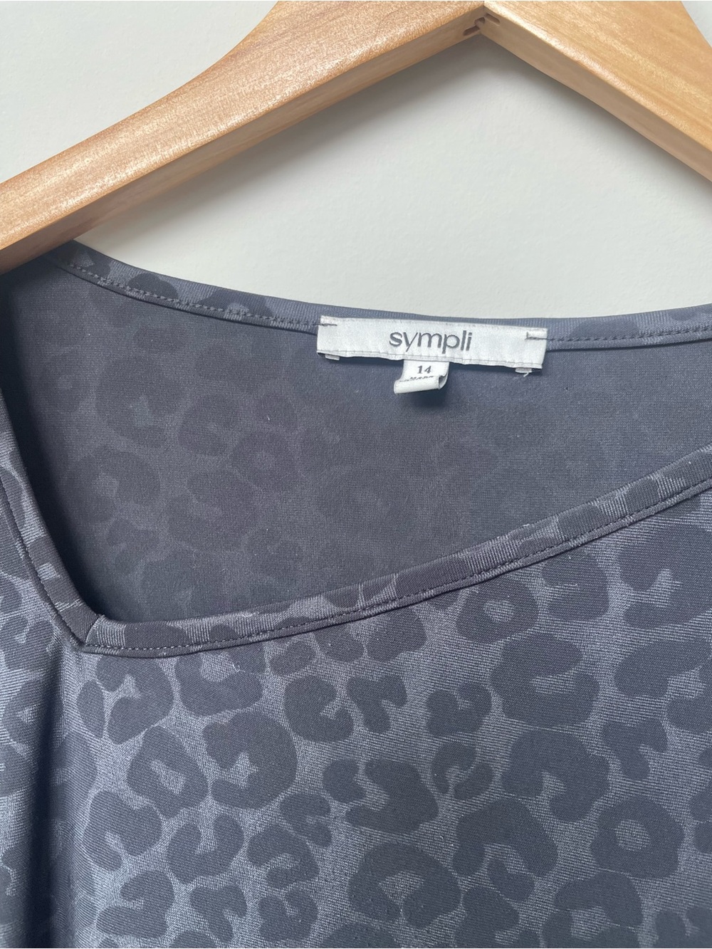 Sympli | Gray Leopard Printed Jersey Stretch Tunic Top Asymmetrical Neckline - Picture 3 of 5